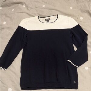 Eddie Bauer Navy and White Women's Sweater